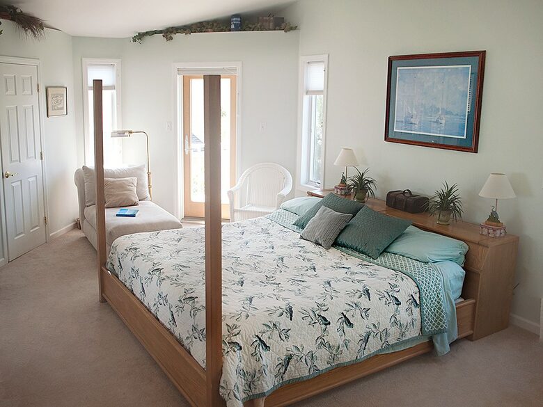 Dreamy Barnegat Light Oceanfront Shore Beach House - Barnegat Light, New Jersey