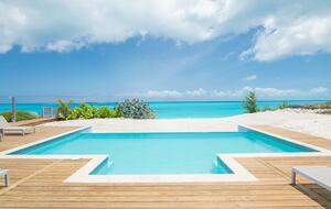 Oceanfront Home with Private Pool - Forbes Hill, Bahamas