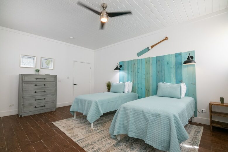 Oceanfront Home with Private Pool - Forbes Hill, Bahamas