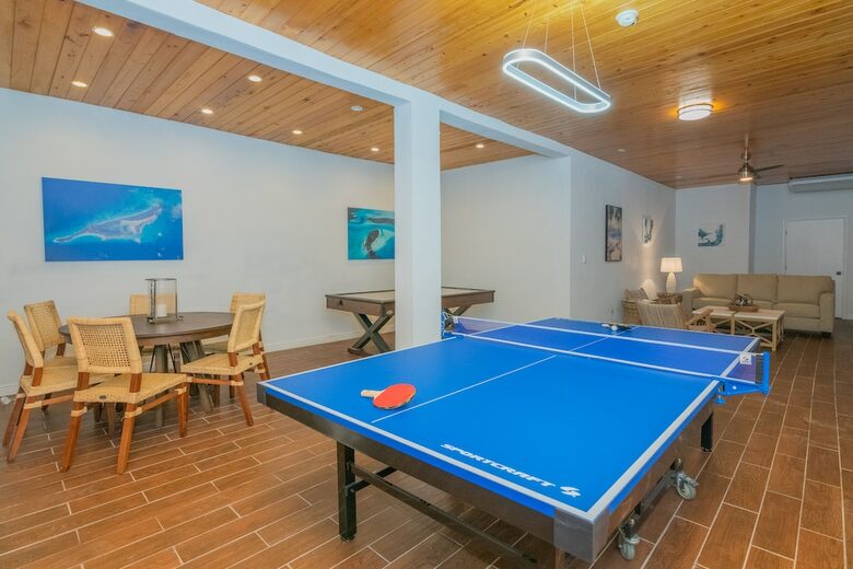 Oceanfront Home with Private Pool - Forbes Hill, Bahamas