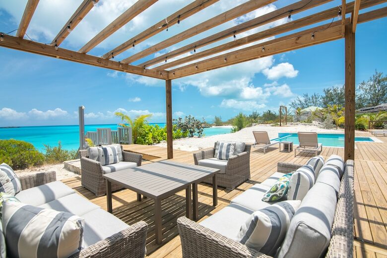 Oceanfront Home with Private Pool - Forbes Hill, Bahamas
