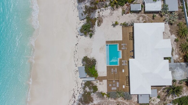 Oceanfront Home with Private Pool - Forbes Hill, Bahamas