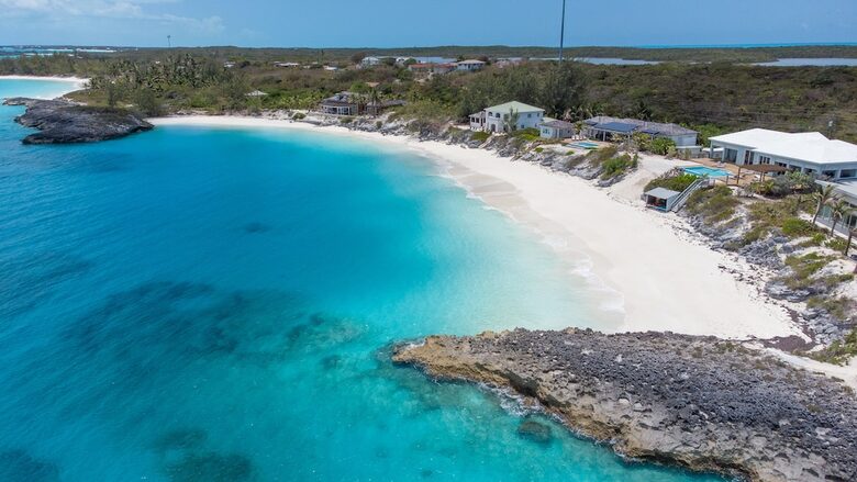 Oceanfront Home with Private Pool - Forbes Hill, Bahamas