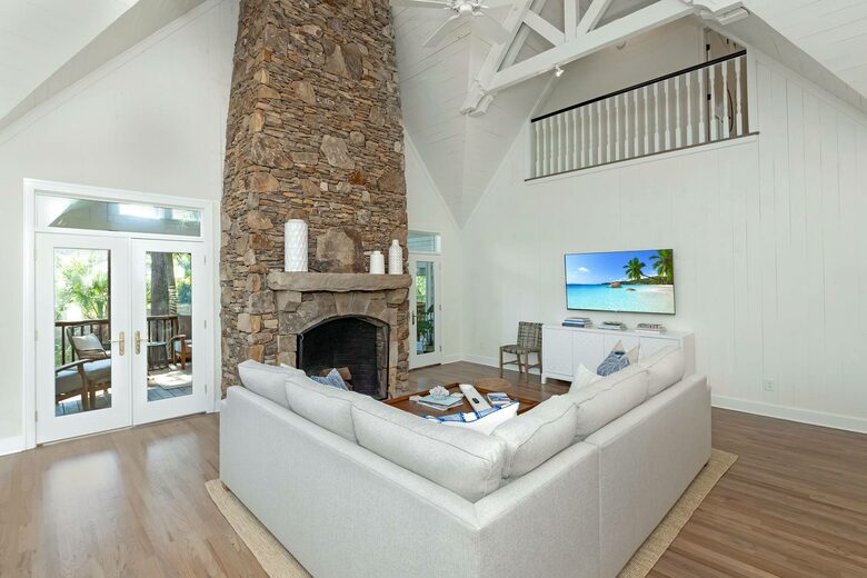 Kiawah Island Charming Cottage Home - Johns Island, South Carolina