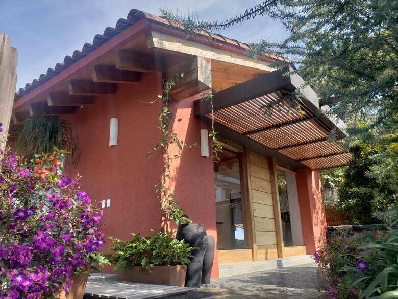 Beautiful New House With Lake Views - Valle de Bravo, Mexico