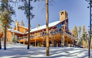 Six Bedroom Luxurious Chalet | With Hot Tub and  Stunning Views! - Breckenridge, Colorado