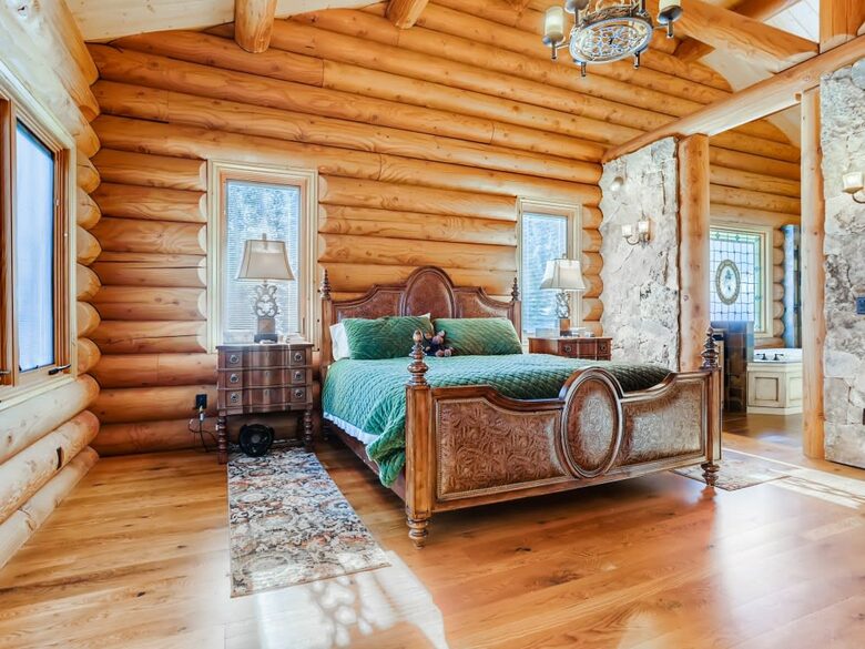 Six Bedroom Luxurious Chalet | With Hot Tub and Stunning Views! - Breckenridge, Colorado