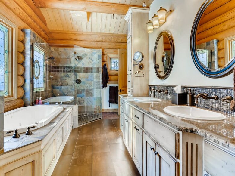 Six Bedroom Luxurious Chalet | With Hot Tub and Stunning Views! - Breckenridge, Colorado