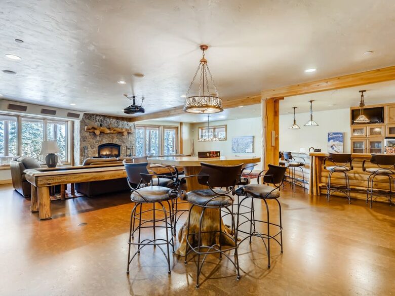 Six Bedroom Luxurious Chalet | With Hot Tub and Stunning Views! - Breckenridge, Colorado