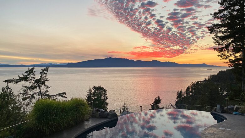 Worldclass ocean views and privacy in Beautiful British Columbia - Secret Cove, Canada