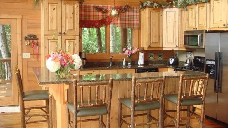Luxury Log Home Overlooking Lake Glenville - Cullowhee, North Carolina