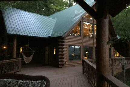 Luxury Log  Home Overlooking Lake Glenville - Cullowhee, North Carolina