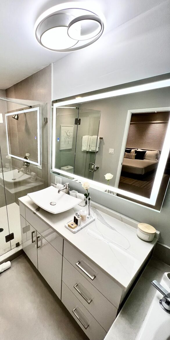 Two Beautiful East Fort Lauderdale Villas with a Private Pool - Fort Lauderdale, Florida