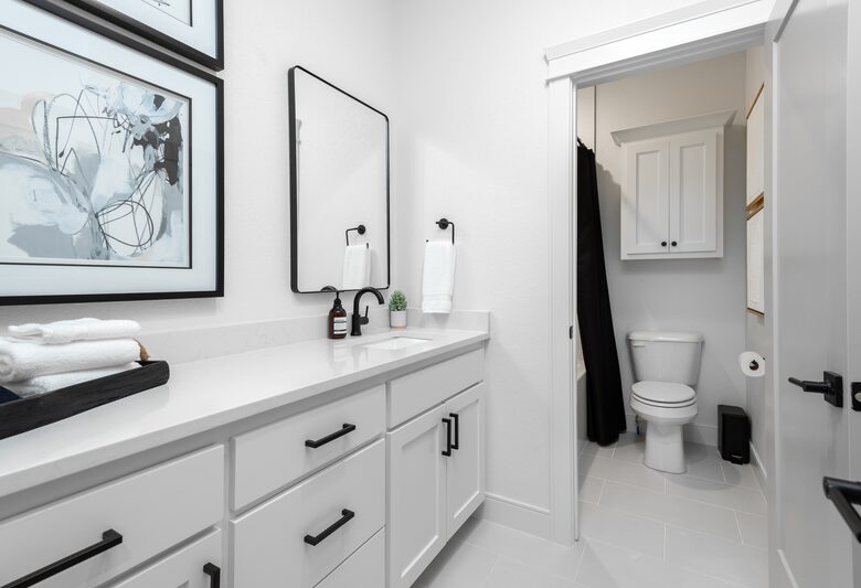 Chic Modern Bentonville Getaway - Bentonville, Arkansas