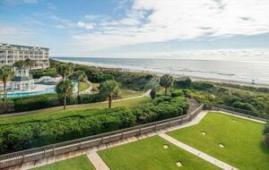 Beautiful Oceanfront Getaway - 200 Steps from Bed to Beach - Pawleys Island, South Carolina