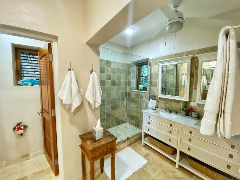 Luxury 7 bedroom Waterfront Villa - Great Camanoe Island, Virgin Islands, British