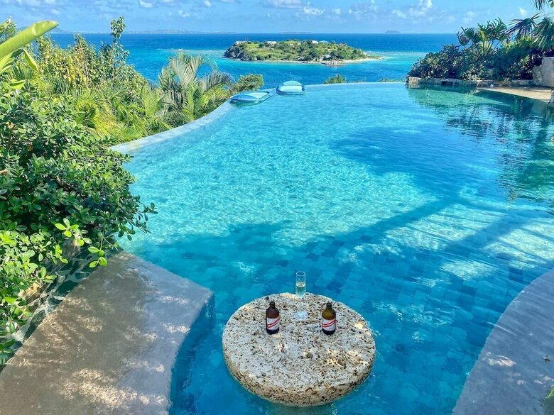 Luxury 7 bedroom Waterfront Villa - Great Camanoe Island, Virgin Islands, British