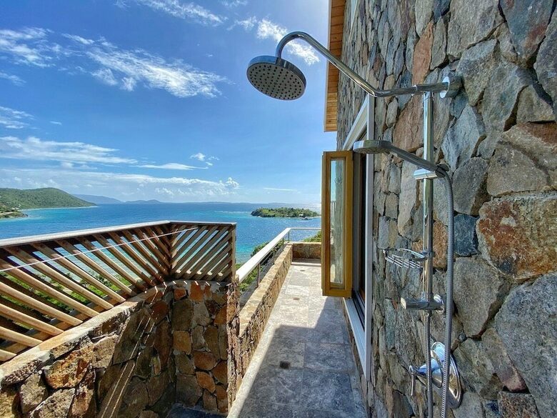 Luxury 7 bedroom Waterfront Villa - Great Camanoe Island, Virgin Islands, British
