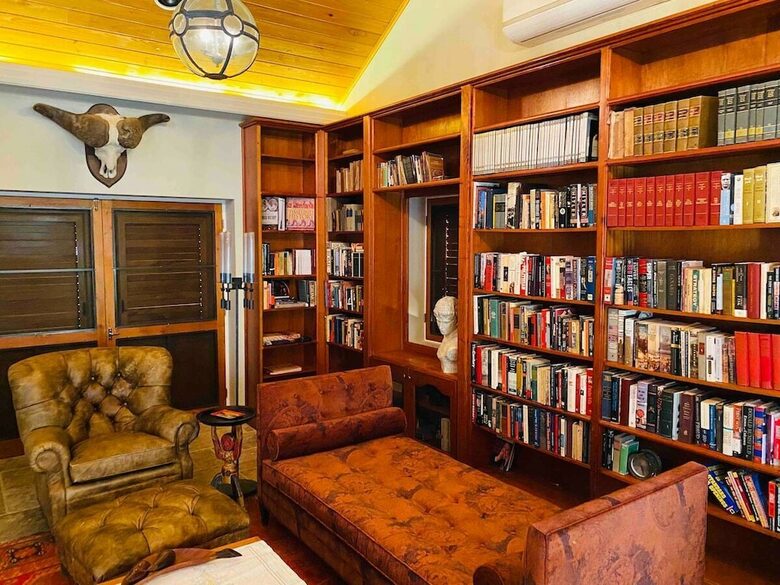 Luxury 7 bedroom Waterfront Villa - Great Camanoe Island, Virgin Islands, British
