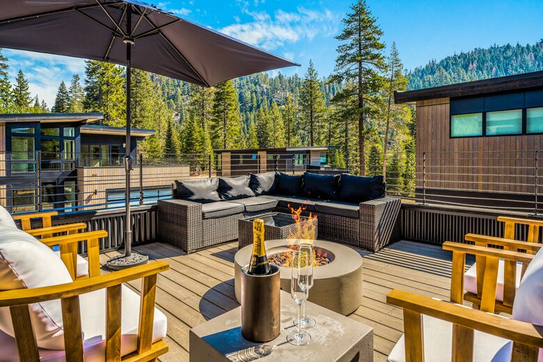 GoldCoast modern Home near Palisades Tahoe - Olympic Valley, California