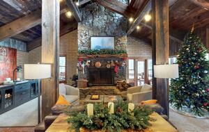 Quintessential Mountain Chalet On 10 Acres - Truckee, California