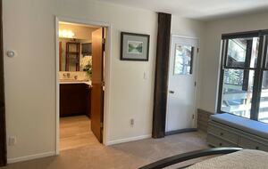 Quintessential Mountain Chalet On 10 Acres - Truckee, California