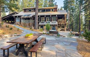 Quintessential Mountain Chalet On 10 Acres - Truckee, California