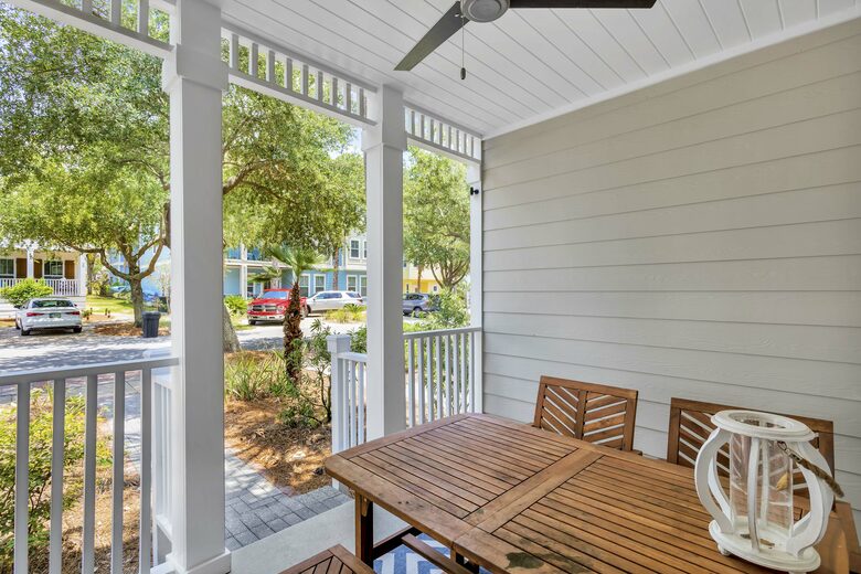 Charming 2 Bedroom 30A Beach Retreat - Santa Rosa Beach, Florida