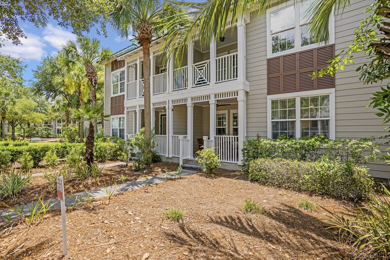 Charming 2 Bedroom 30A Beach Retreat - Santa Rosa Beach, Florida