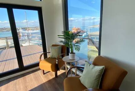 Bembridge Houseboat "Eleuthera" - Bembridge, United Kingdom