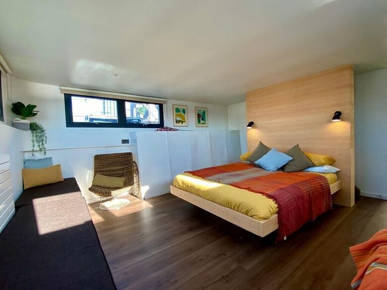Bembridge Houseboat "Eleuthera" - Bembridge, United Kingdom