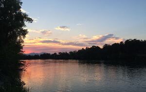 Northern California River Retreat Overlooking the Sacramento River near Redding - Anderson, California