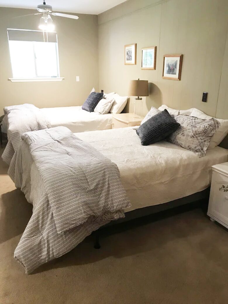 Back bedroom w/two queen sized beds
