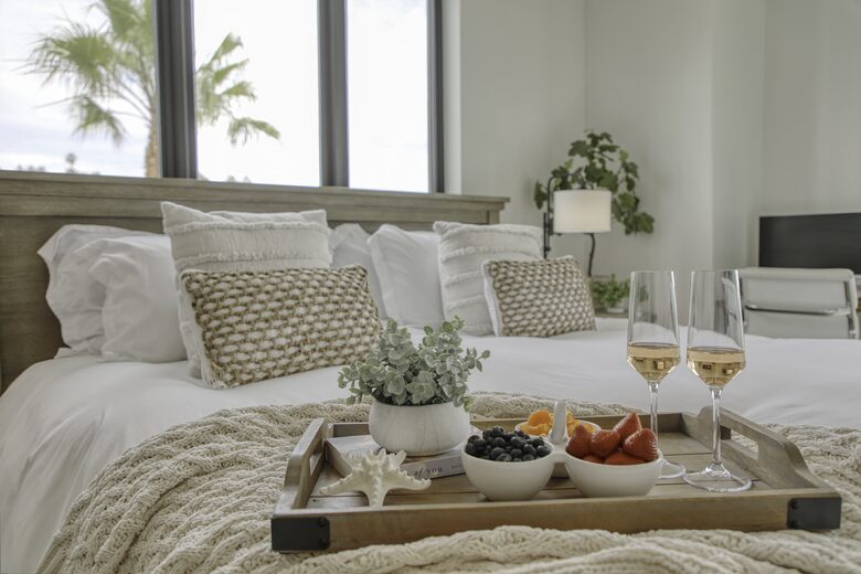 Cobbo's Beach House | With hot tubs, views, and just steps to the beach! - Avila Beach, California