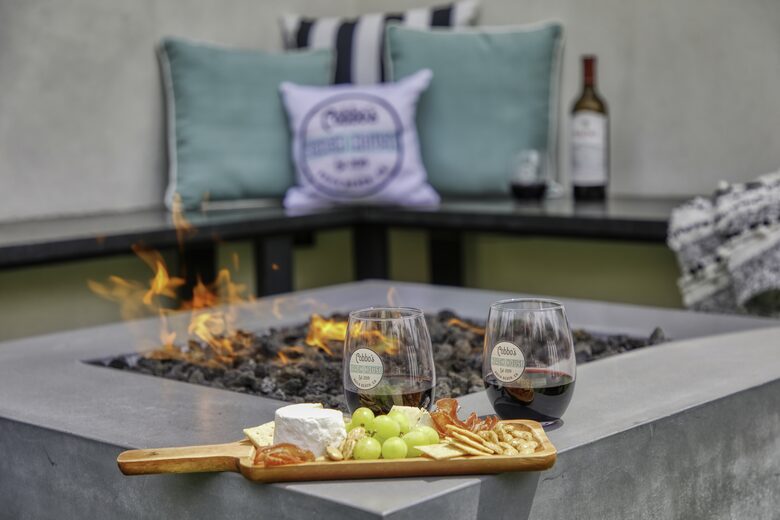 Cobbo's Beach House | With hot tubs, views, and just steps to the beach! - Avila Beach, California