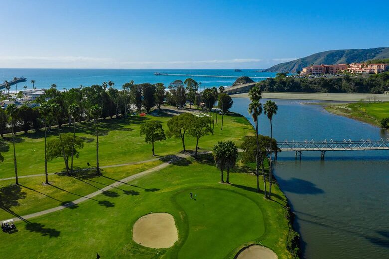 Cobbo's Beach House | With hot tubs, views, and just steps to the beach! - Avila Beach, California