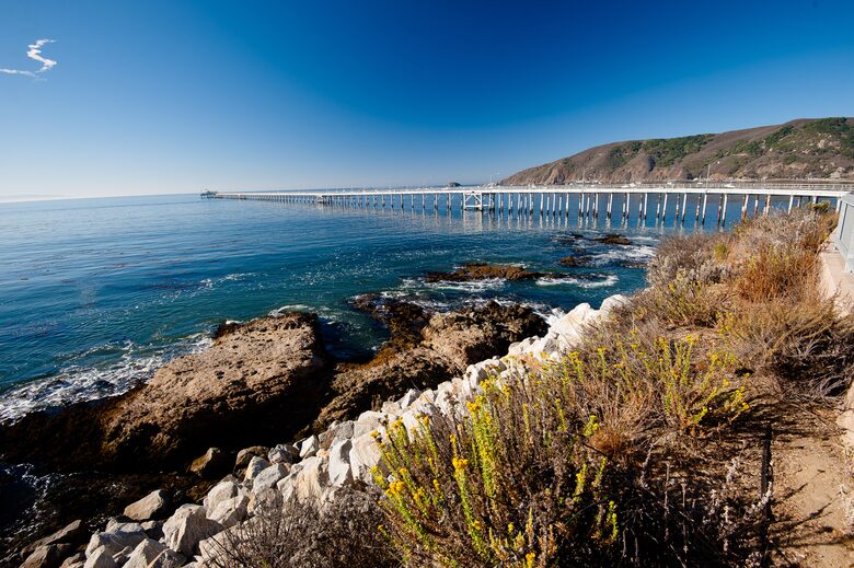 Cobbo's Beach House | With hot tubs, views, and just steps to the beach! - Avila Beach, California