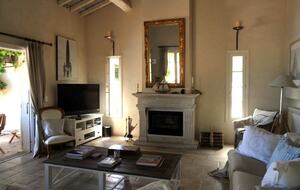 The Little White House - St Aygulf, France