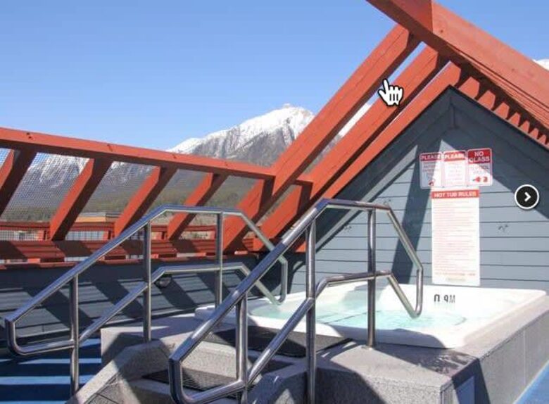 Canmore Mountain Escape with a Rooftop Hot Tub - Canmore, Canada