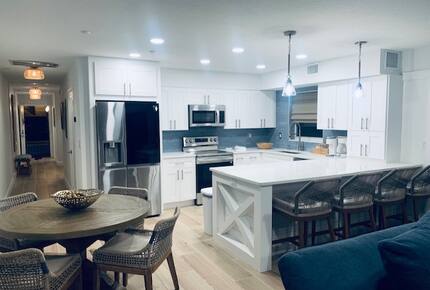 Indian Rocks Beach Villa with heated pool - Indian Rocks Beach, Florida
