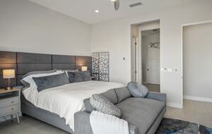 Miralon of Palm Springs - Palm Springs, California