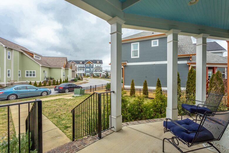 Tennessee Charmer - Chattanooga, Tennessee