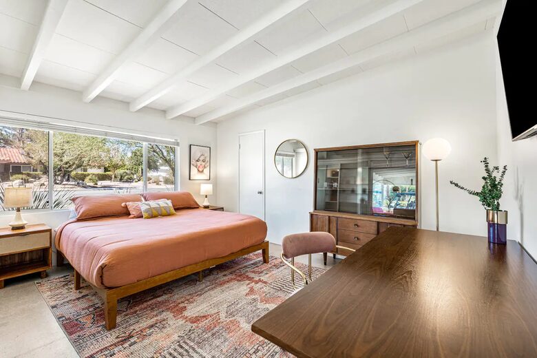 Mid Century Dream - Palm Springs, California