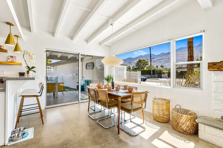 Mid Century Dream - Palm Springs, California