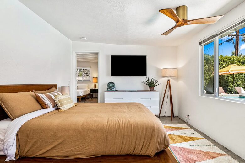 Mid Century Dream - Palm Springs, California