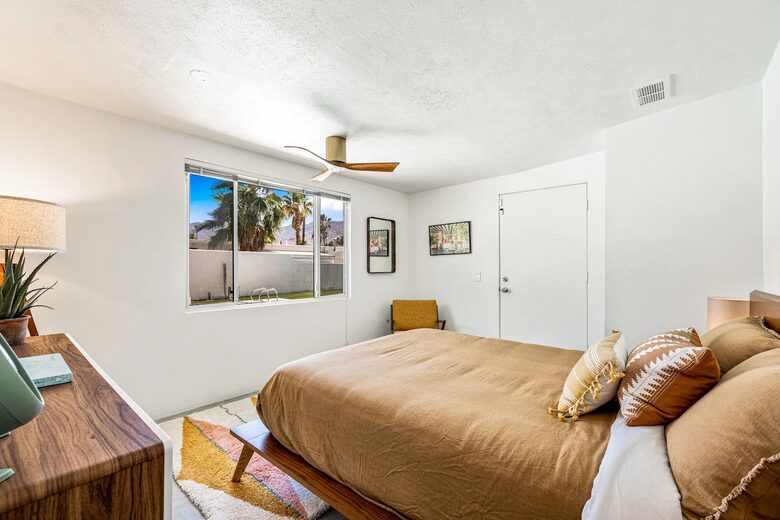 Mid Century Dream - Palm Springs, California