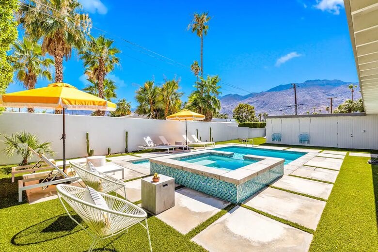 Mid Century Dream - Palm Springs, California
