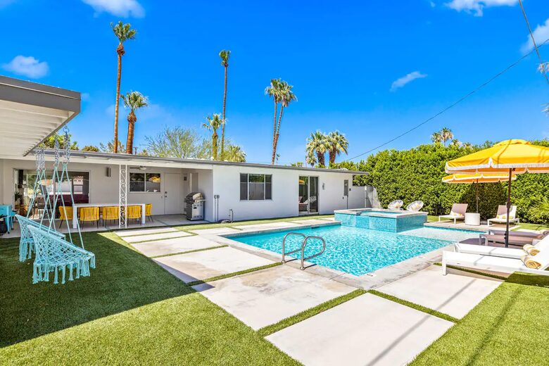 Mid Century Dream - Palm Springs, California