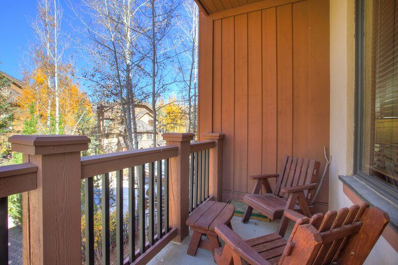 Arrowhead Beauty with Pool and Hot Tub! - Edwards, Colorado
