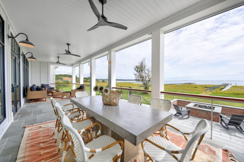 screened porch